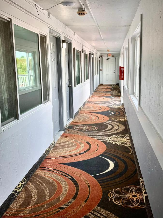 Eastern Inn Bourne Eksteriør bilde